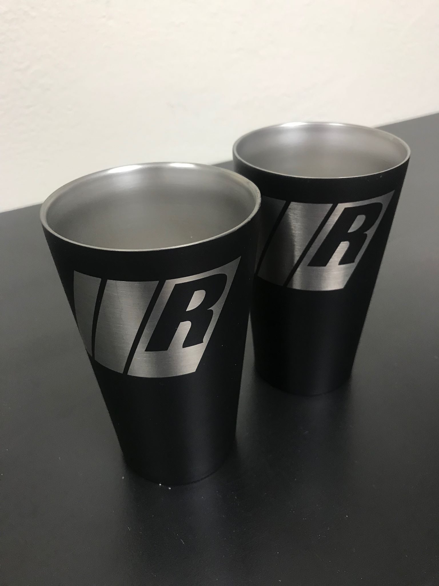RA - Double Wall Stainless Steel Pint Matte Black